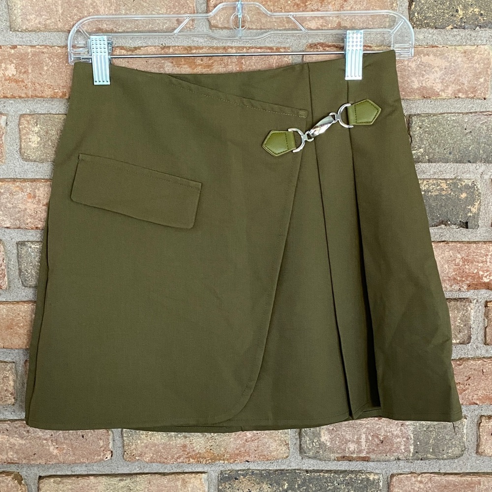 Commense Skort with Metal Accents
